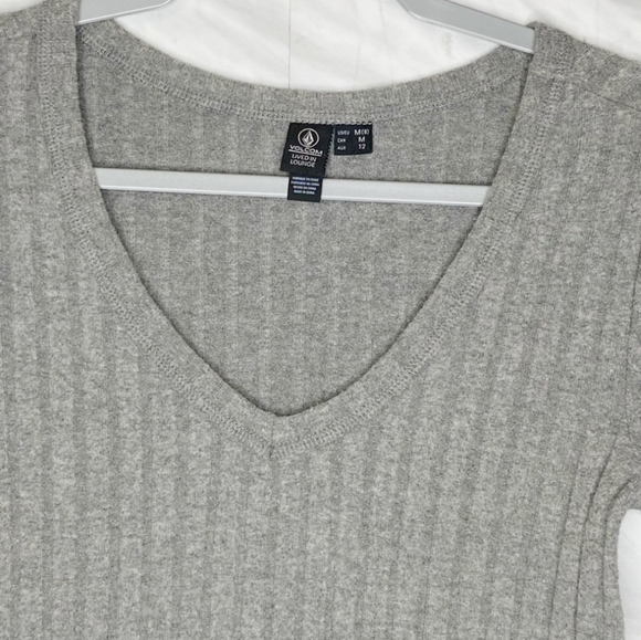 Volcom Vneck crop top - Picture 2 of 4